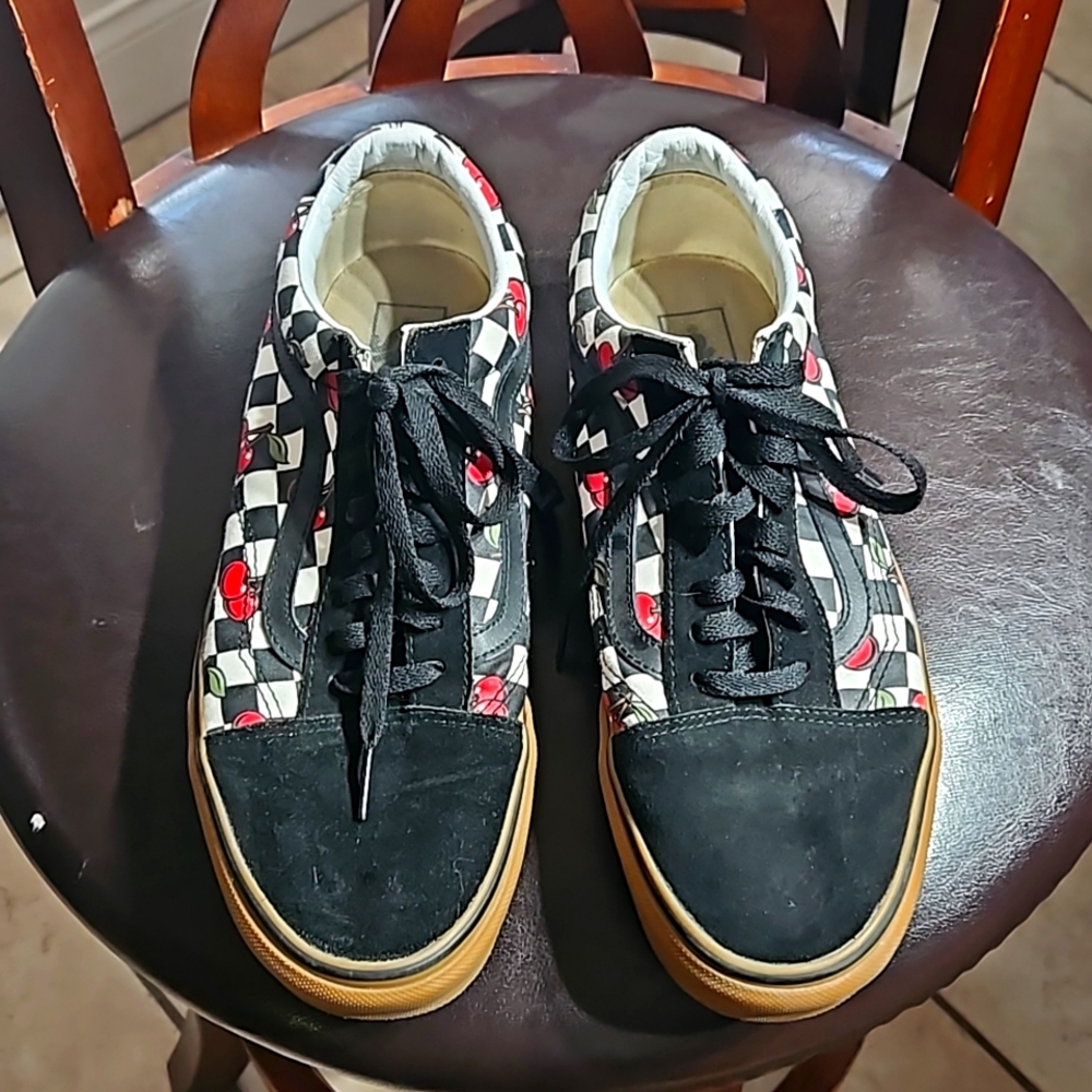 Vans, with cherry, black & white pattern, suede like toe, barely worn